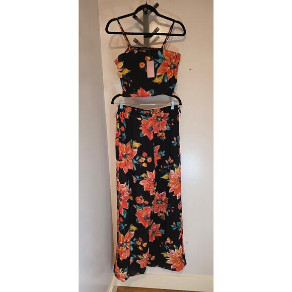Maverick 2 Piece wide leg floral pantsuit NWT Size L - Picture 1 of 8